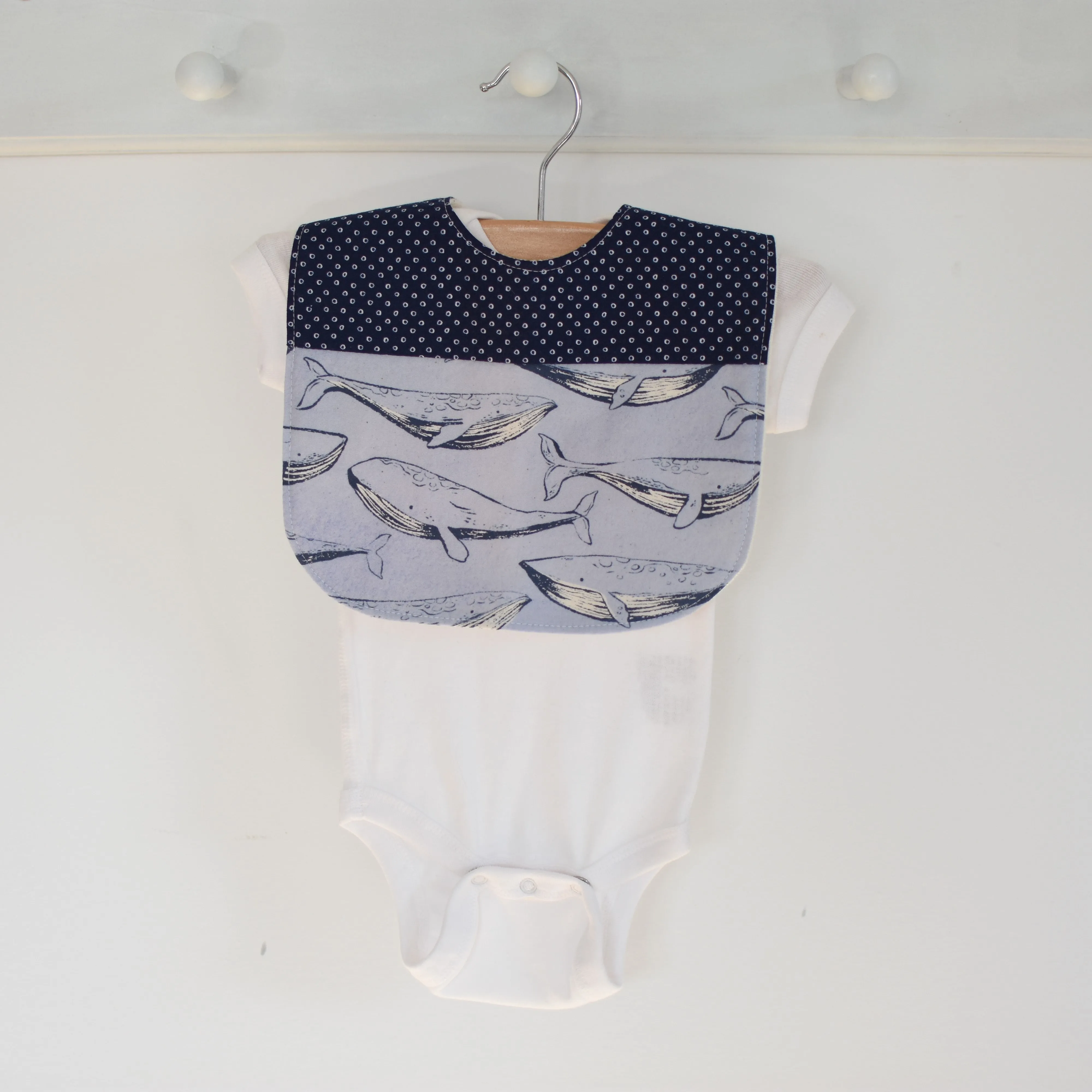 B I B S | Navy Whale