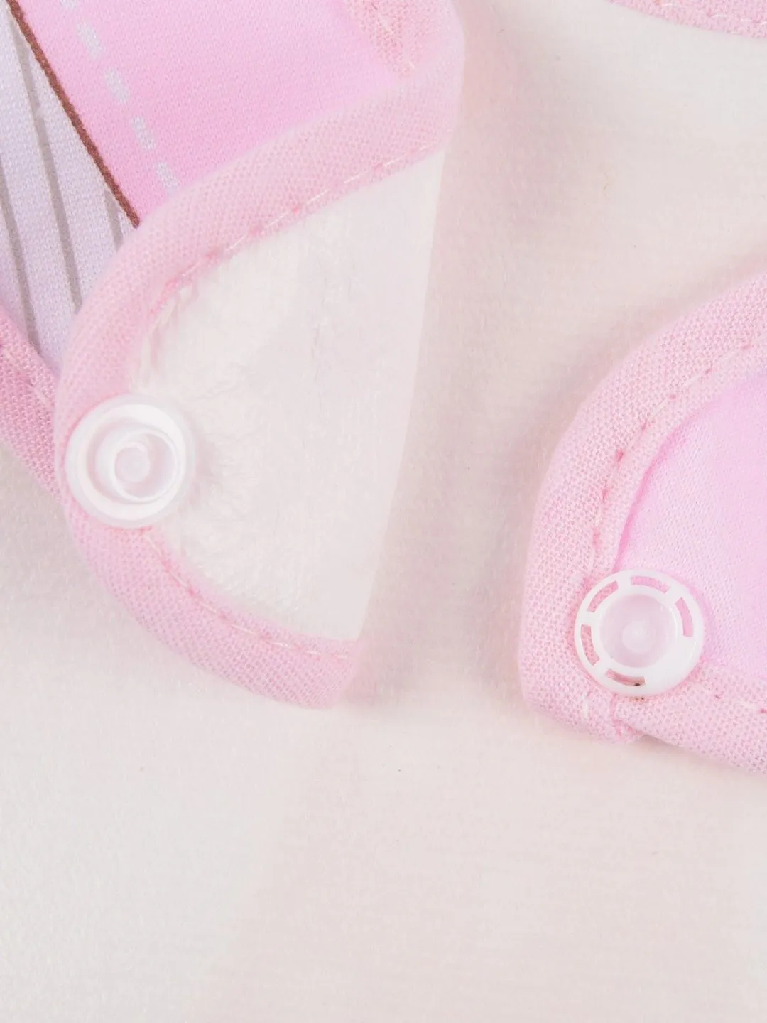 Cute Tie Design Baby Bibs with Soft Waterproof Fabric For Girl