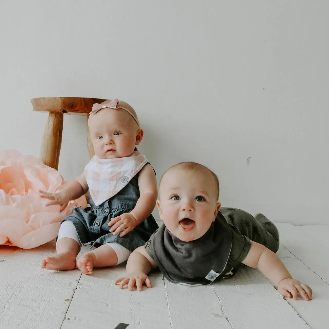 Lincoln Bandana Bib Set