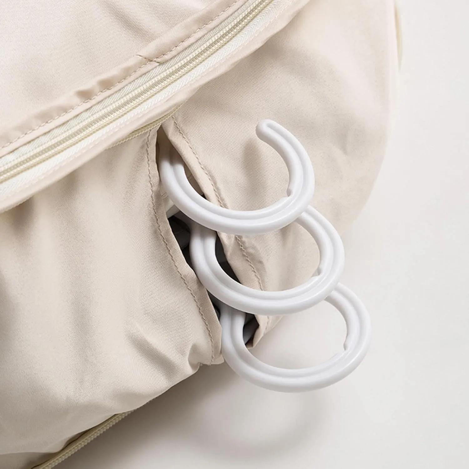 Space Saving Hanging Garment Bag, Down Jacket Protector, Space Saving Hanging Garment Bag with Self Compression Zipper, Winter Coat Storage for Home, Clothes, Down Jackets & Bedding (Grey, M)