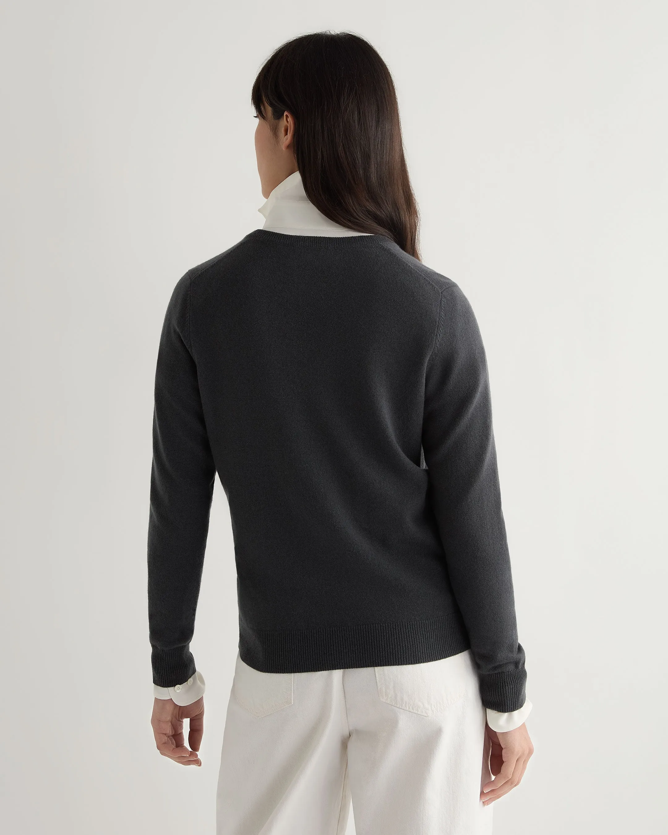 Women's Phoebe V Neck Cashmere Sweater Anthracite Grey