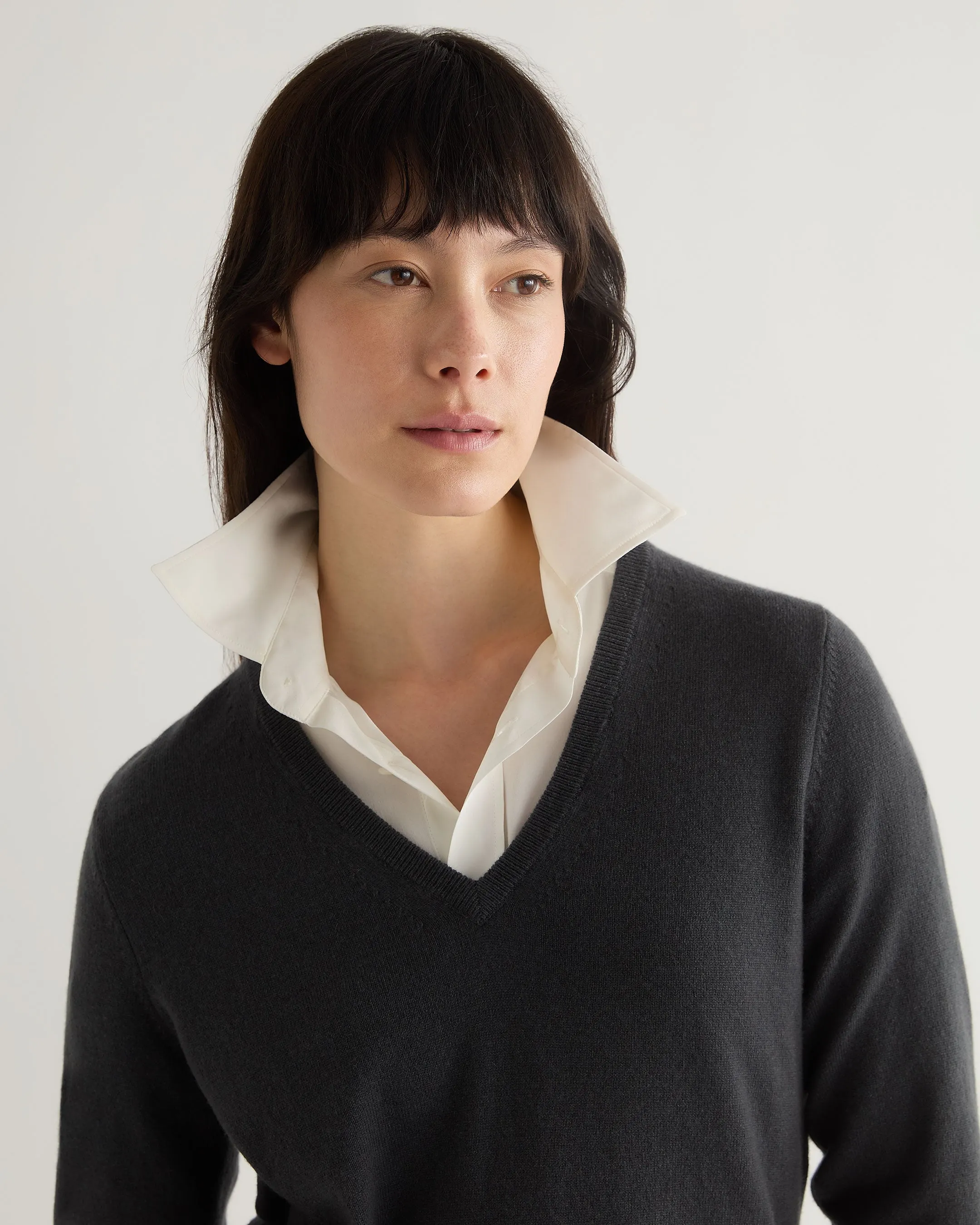 Women's Phoebe V Neck Cashmere Sweater Anthracite Grey